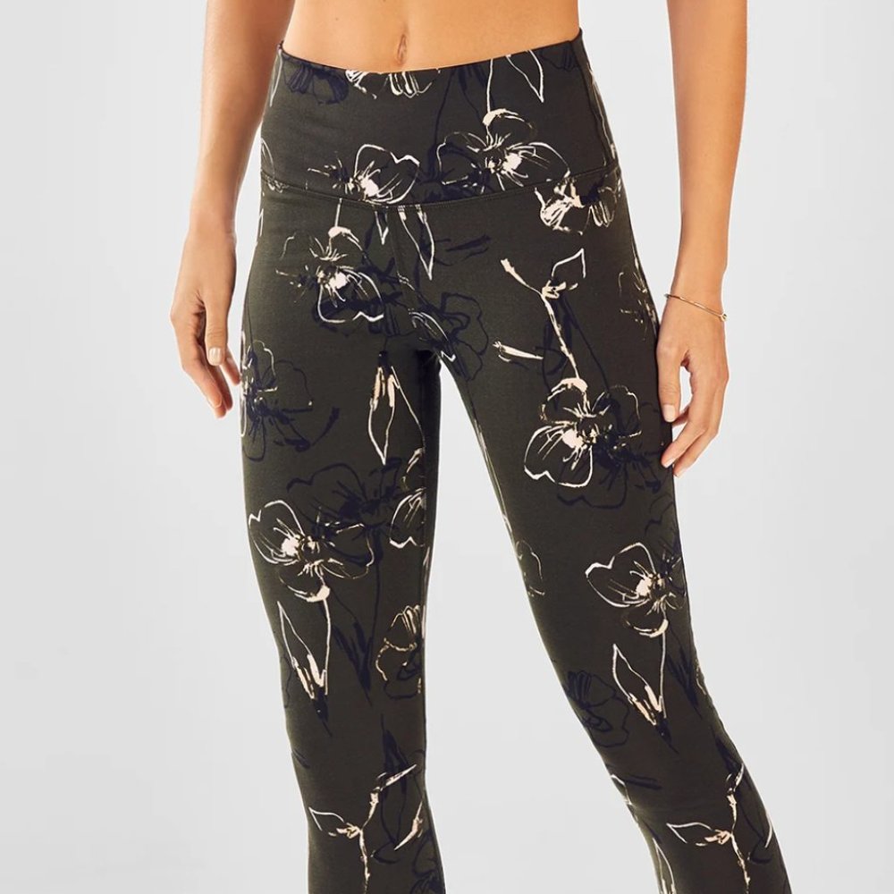 Fabletics High-Waisted Printed PowerHold Legging